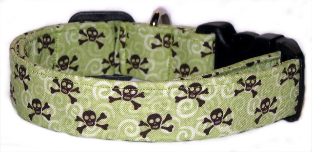 Mini Skulls on Sage Dog Collar